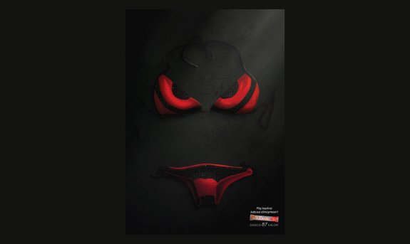 Kırmızı Canavar Bikini/Yeşil Canavar Bikini